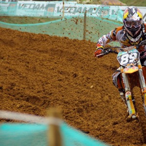 开云电竞app-曼联-小胜维罗纳，保持小组领先，【体育早报】经纪人证实小罗退役 曼联将续约穆帅至2